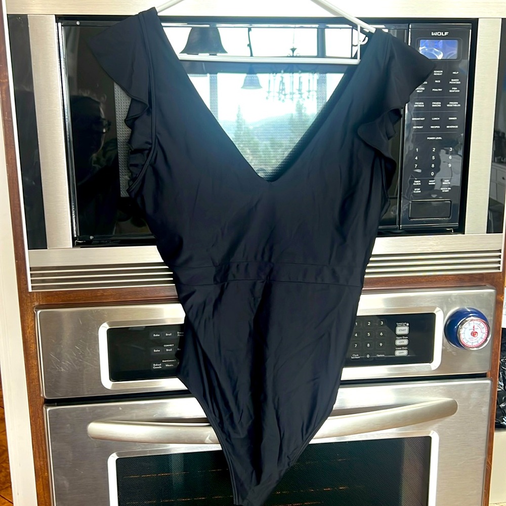 Summersalt The Ruffle Backflip (Black, Size 16)